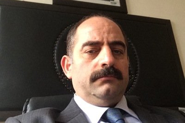 Zekeriya Öz hakkında yakalama kararı Zekeriya Öz hakkında yakalama kararı